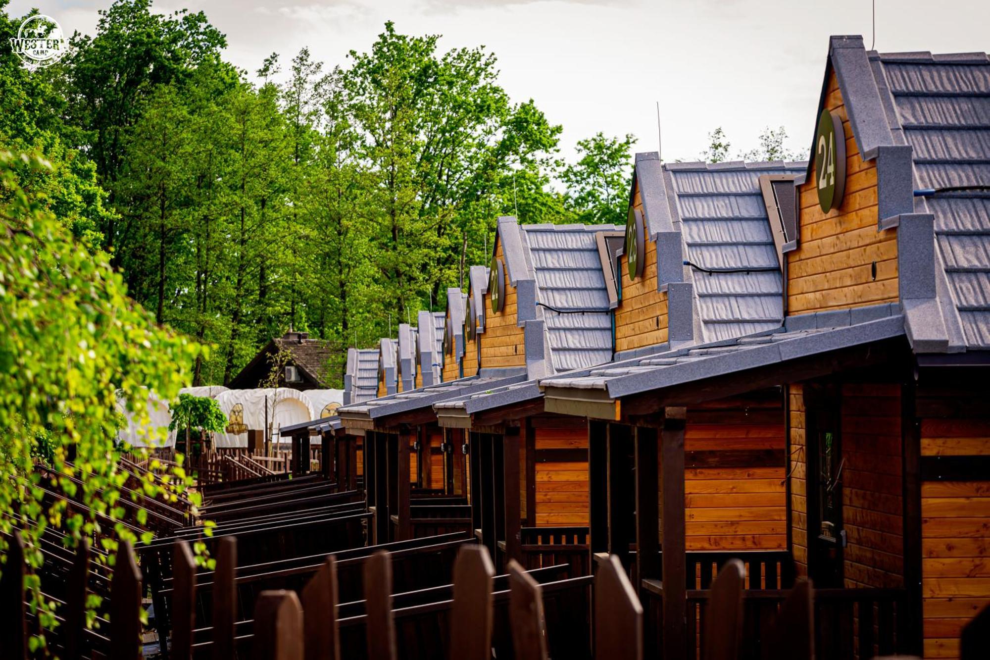 Western Camp Resort Zator Eksteriør billede