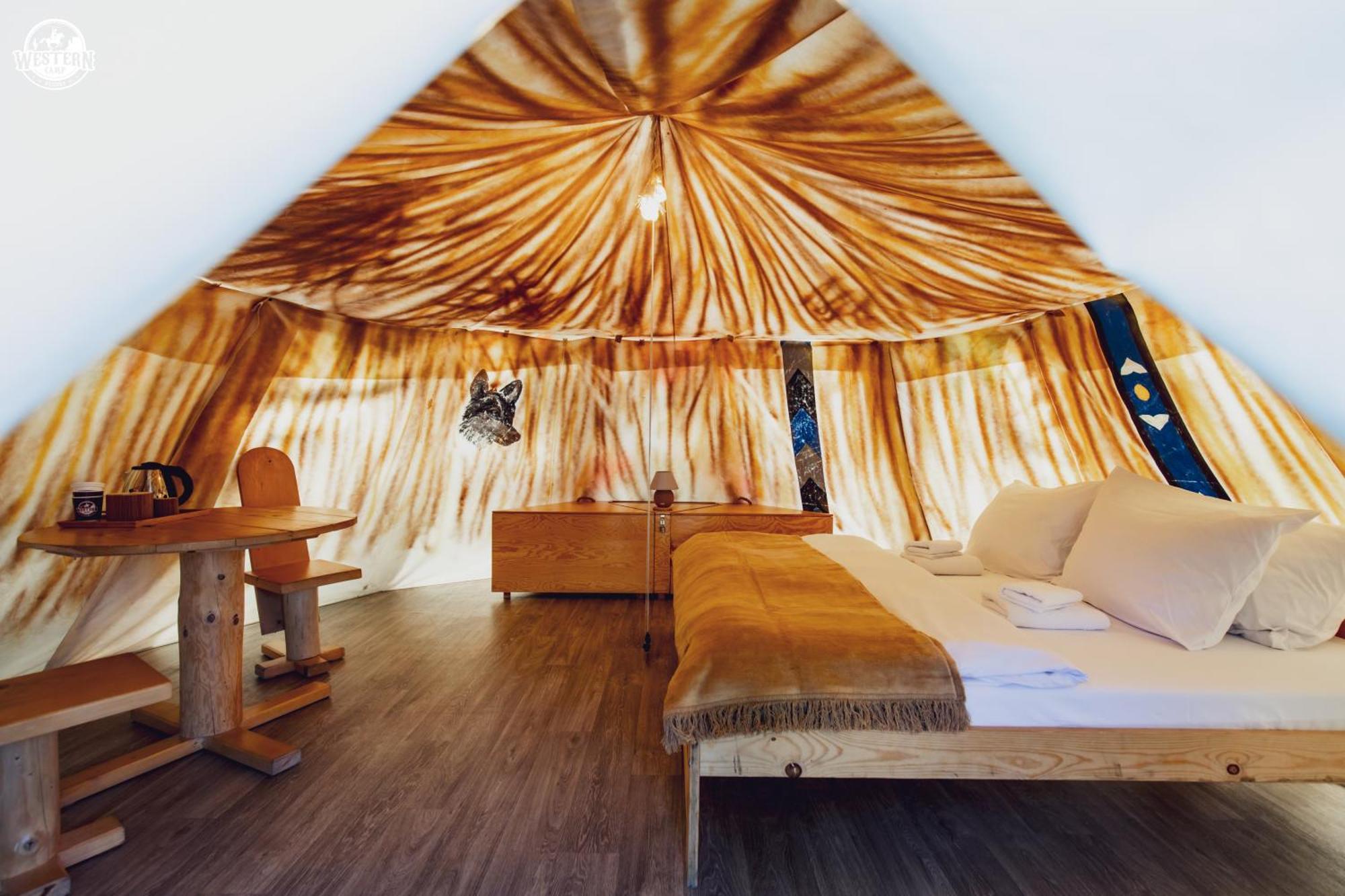 Western Camp Resort Zator Eksteriør billede