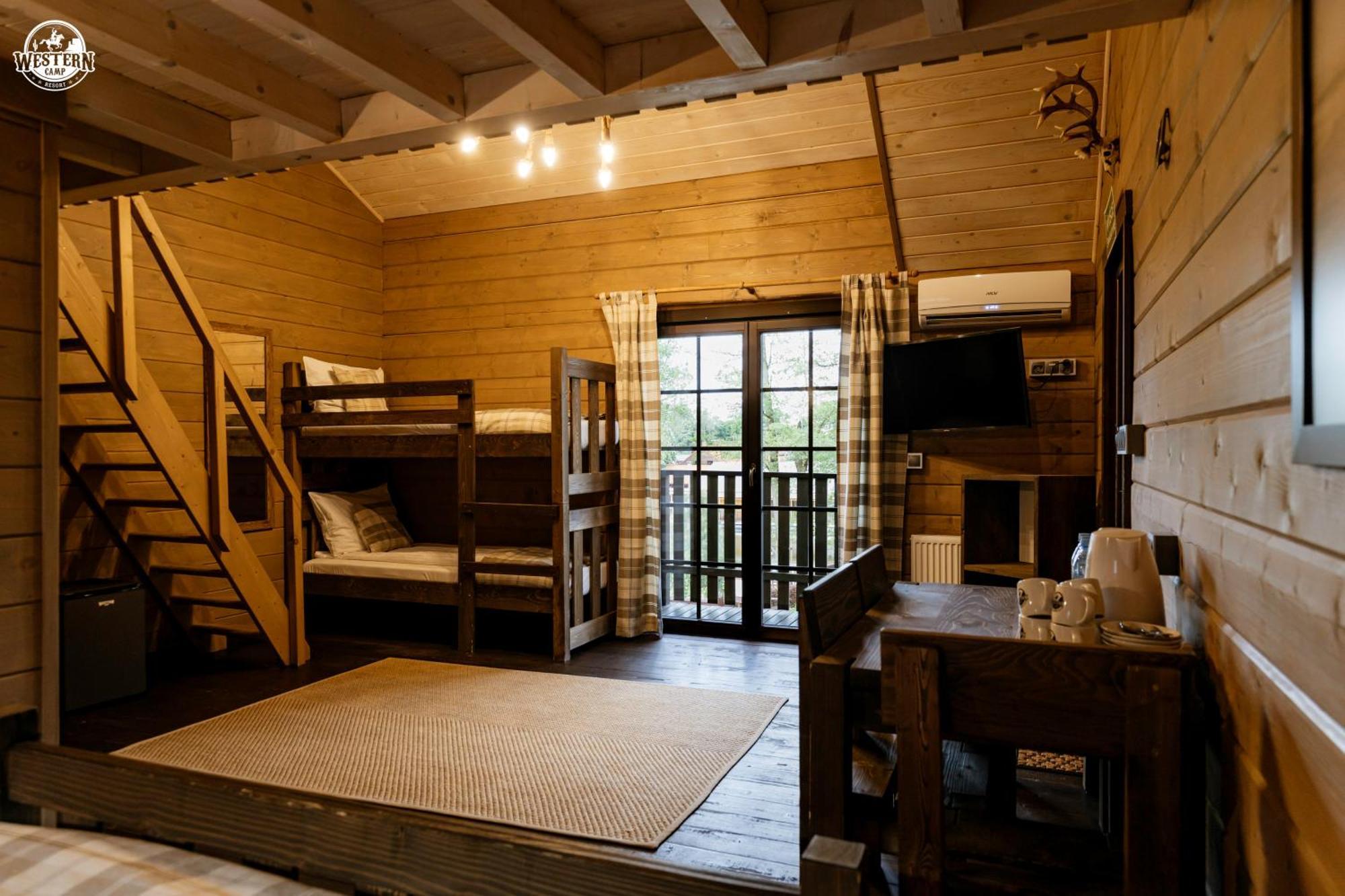 Western Camp Resort Zator Eksteriør billede
