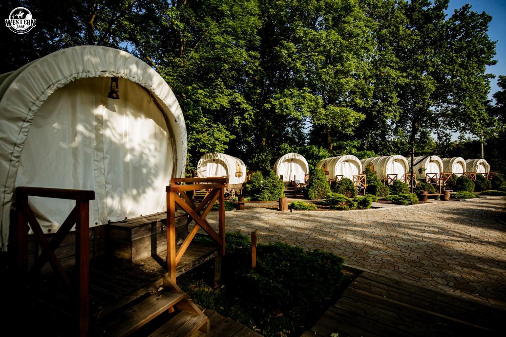 Western Camp Resort Zator Eksteriør billede